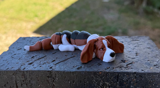 Basset Hound Flexi / 3D print / desk pets / desk buddy / fidget / articulated figure
