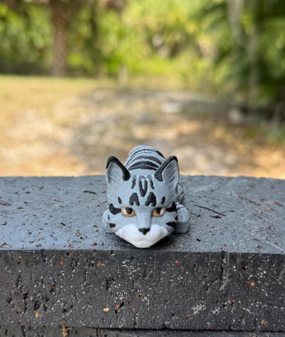 Grey Tabby Cat Flexi / Kitties / 3D print / desk pets / desk buddy / fidget / articulated figure