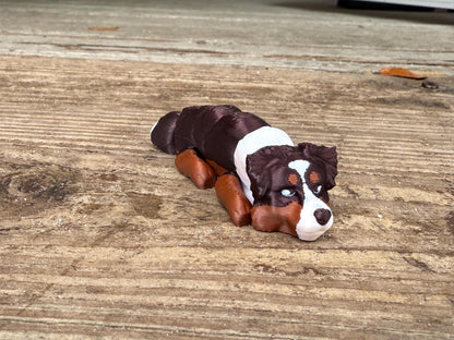 Red Tri Aussie Flexi / Australian Shepard / 3D print / desk pets / desk buddy / fidget / articulated figure